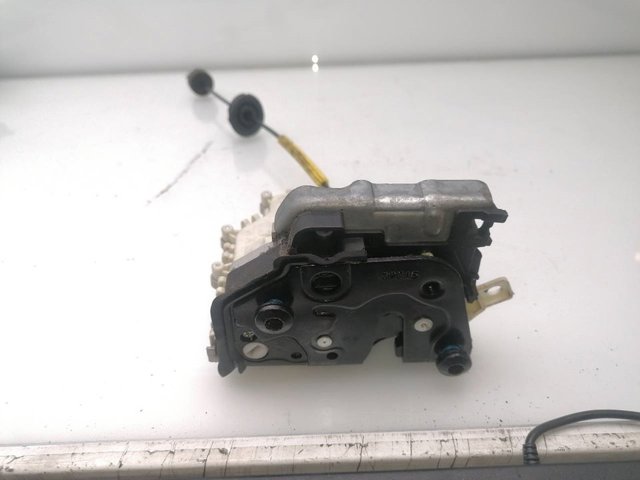 8J1837016F VAG