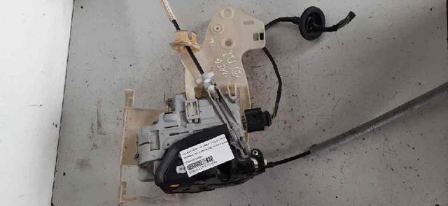 Zamek drzwi przednich lewych 8J2837015A VAG