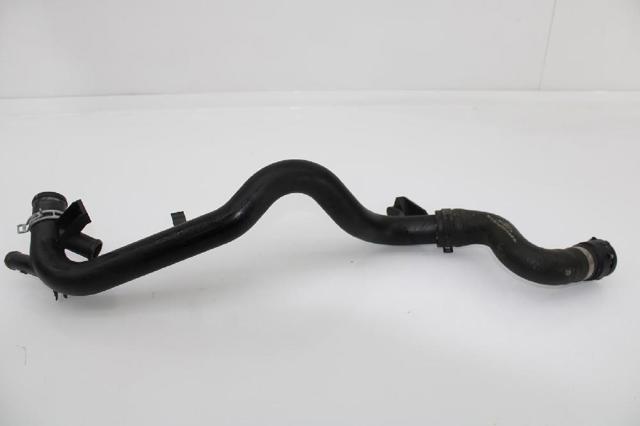 Przewód (króciec) chłodnicy górny Audi A4 8K2