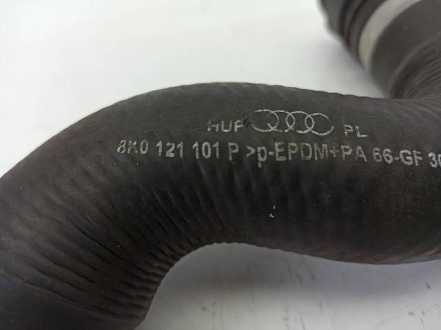 Przewód (króciec) chłodnicy górny Audi A4 8K2