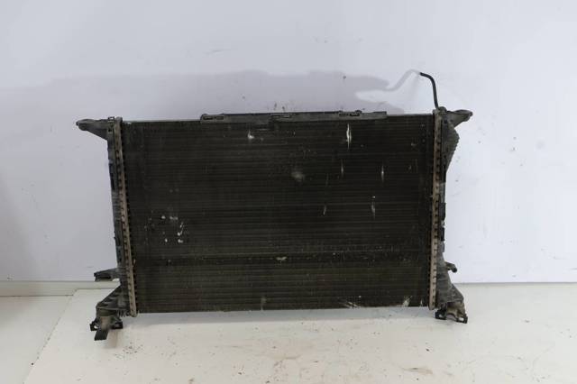 Chłodnica silnika 8K0121251R VAG