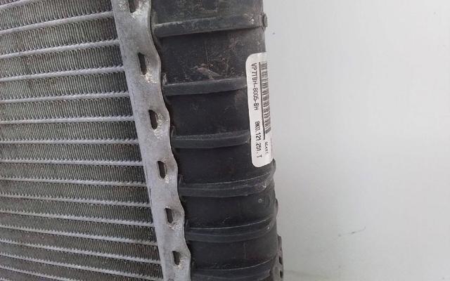 Chłodnica silnika 8K0121251T VAG