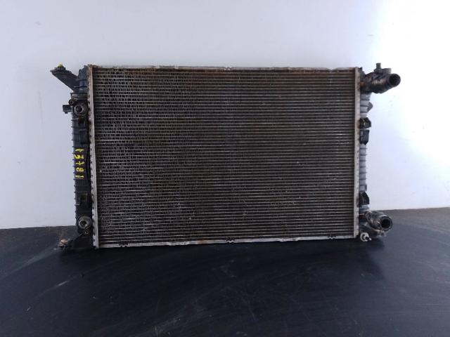 Chłodnica silnika 8K0121251T VAG