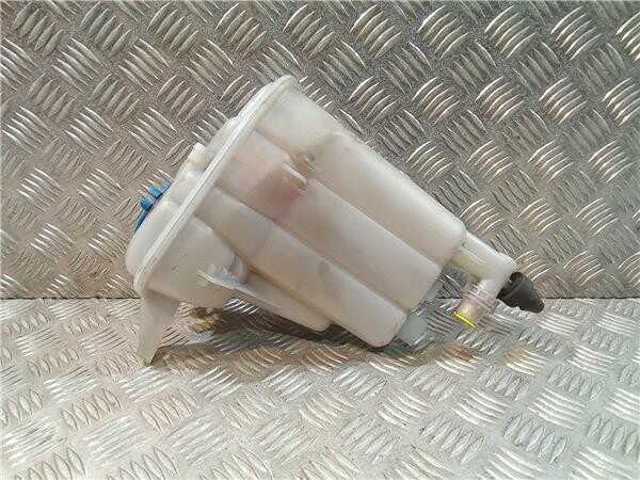 Zbiorniczek wyrównawczy układu chłodzenia 8K0121403G VAG