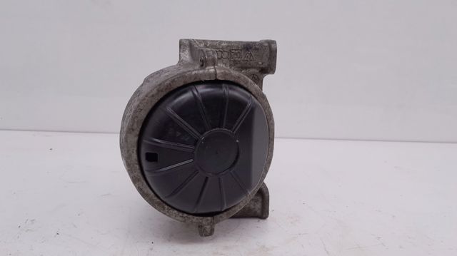 Poduszka (podpora) silnika lewa 8K0199381 VAG