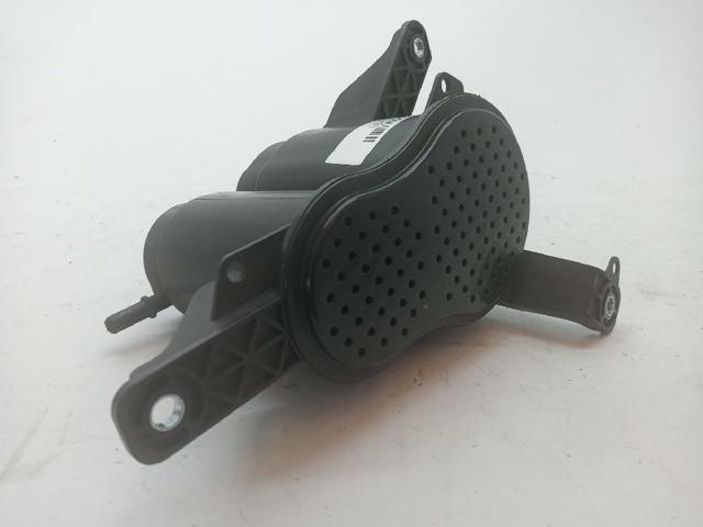 POCHŁANIACZ PAR PALIWA Audi A4 8K2