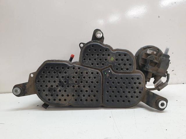 POCHŁANIACZ PAR PALIWA Audi A5 8T3