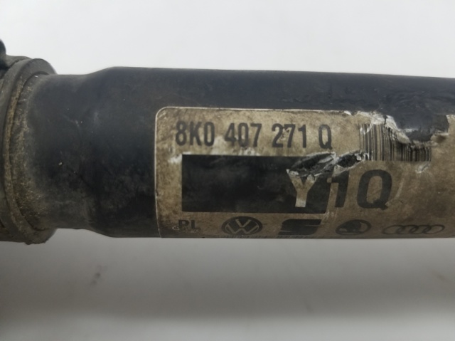 Półoś napędowa przednia 8K0407271Q VAG