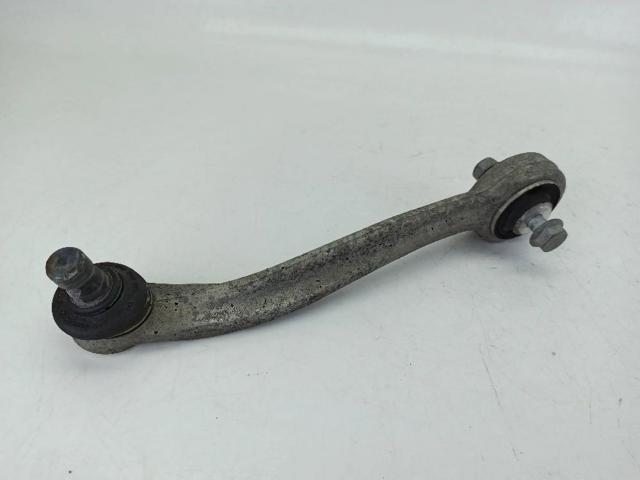 Wahacz zawieszenia przedniego prawy górny 8K0407510A VAG