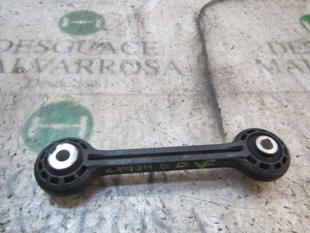 Łącznik stabilizatora przedniego 8K0411317D VAG