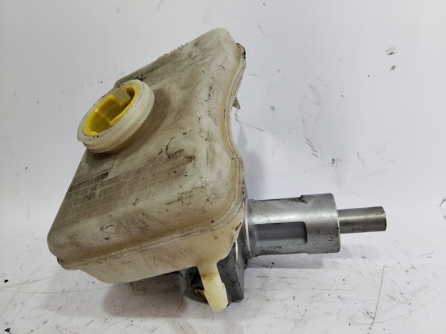 Zbiorniczek głównego cylindra hamulcowego (płynu hamulcowego) 8K0611301A VAG