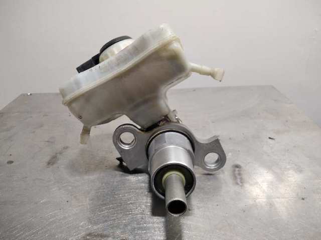 Zbiorniczek głównego cylindra hamulcowego (płynu hamulcowego) 8K0611301A VAG