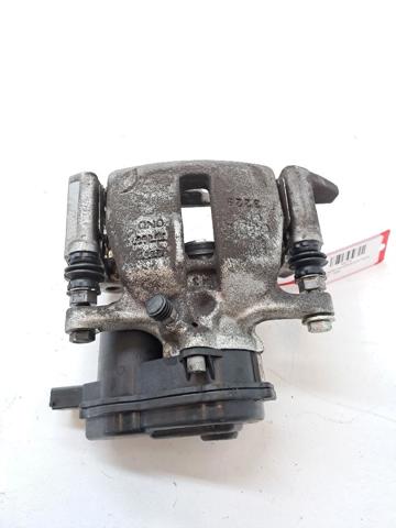 Zacisk hamulcowy tylny lewy 8K0615403B VAG