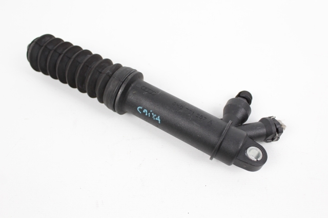 Cylinder roboczy sprzęgła 8K0721257A VAG