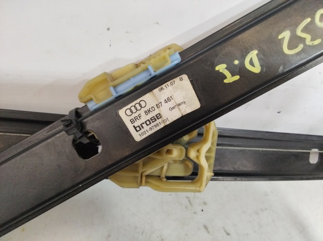 Mechanizm podnoszenia szyby drzwi przednich lewych 8K0837461 VAG