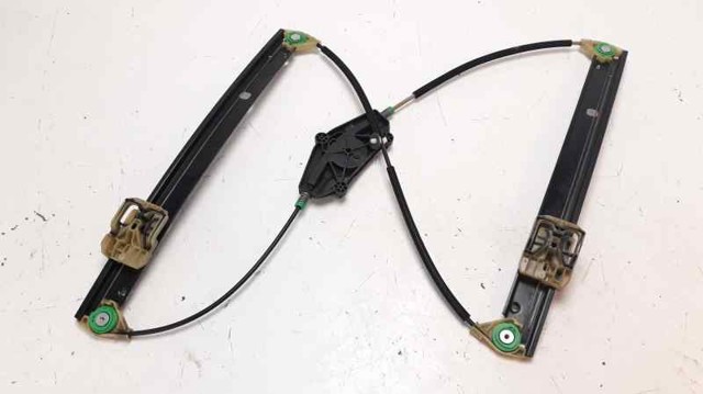 Mechanizm podnoszenia szyby drzwi przednich lewych 8K0837461A VAG