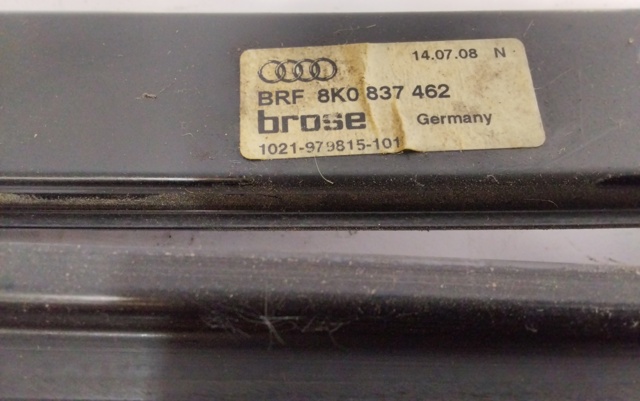 Mechanizm podnoszenia szyby drzwi przednich prawych 8K0837462 VAG