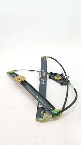 Mechanizm podnoszenia szyby drzwi przednich prawych 8K0837462 VAG