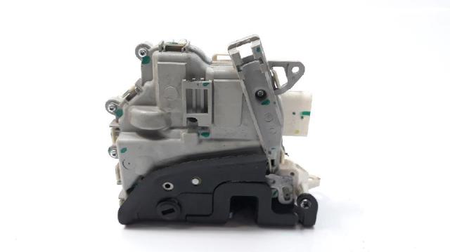 Zamek drzwi tylnych lewych 8K0839015C VAG