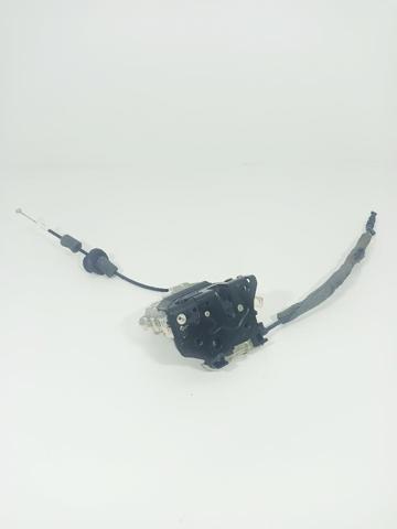 Zamek drzwi tylnych lewych 8K0839015C PORSCHE