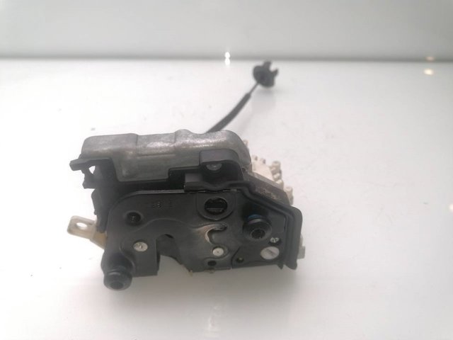 8K0839015F VAG