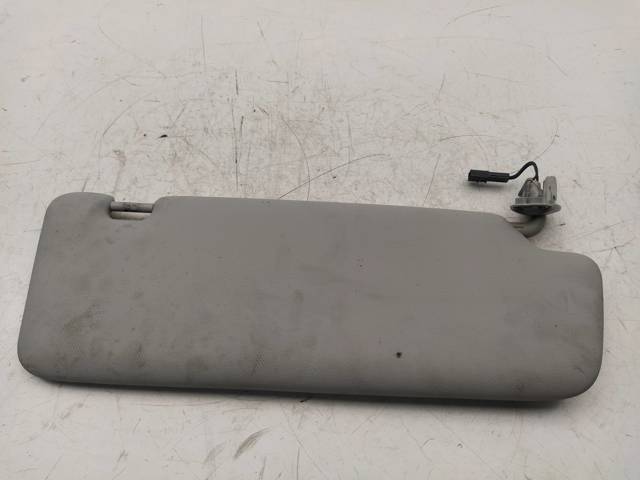 Osłona przeciwsłoneczna 8K0857551 VAG