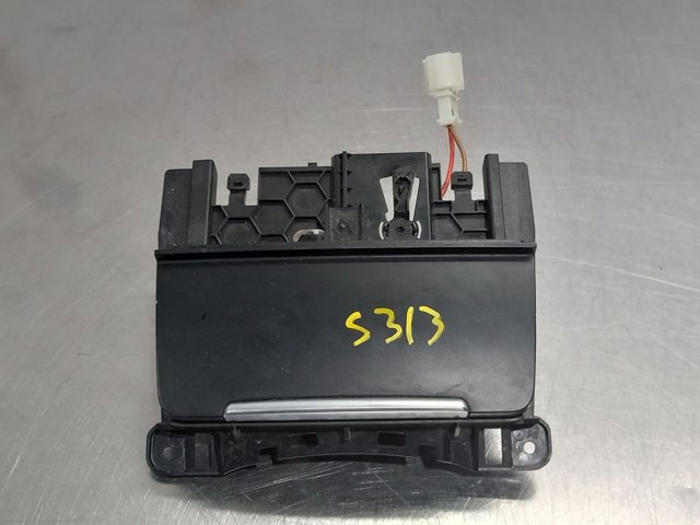 8K0857951 VAG