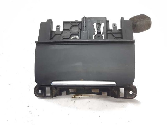 8K0857951CV10 VAG