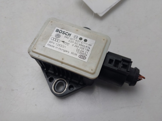 8K0907637C VAG