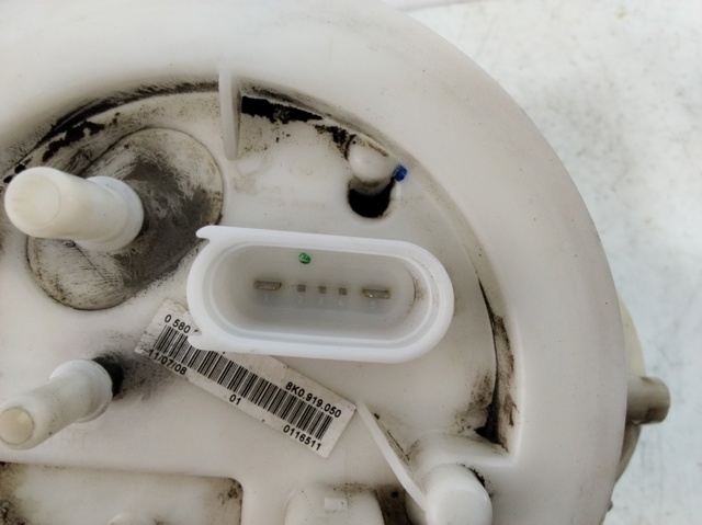 Moduł pompy paliwowej z czujnikiem poziomu paliwa 8K0919050 VAG