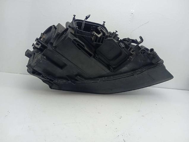 Reflektor lewy Audi A4 8K2