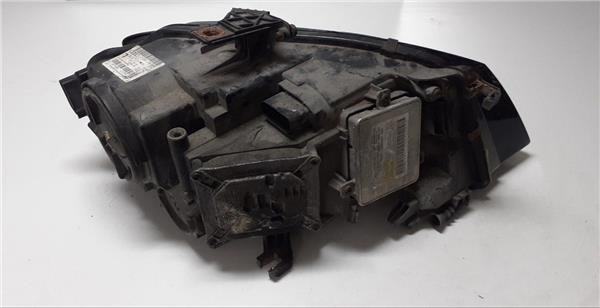 Reflektor lewy Audi A4 8K2