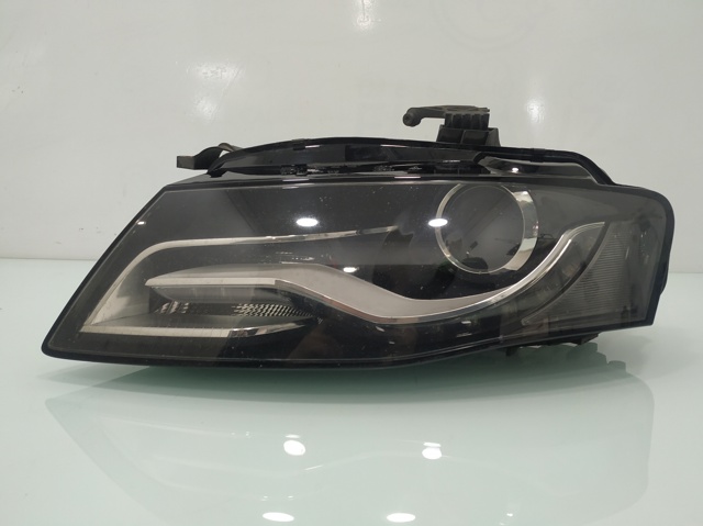 Reflektor lewy Audi A4 8K2