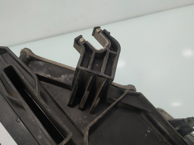 Reflektor lewy Audi A4 8K2