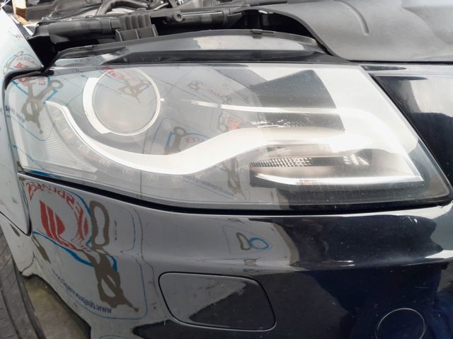 Reflektor prawy 8K0941004C VAG