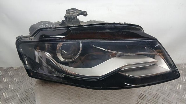 Reflektor prawy 8K0941030AJ VAG