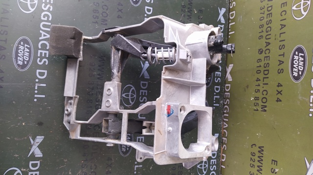 Pedał sprzęgła Audi A4 8K2