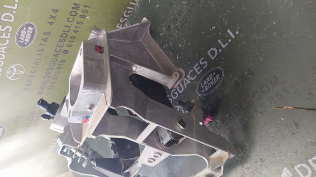 Pedał sprzęgła Audi A4 8K2