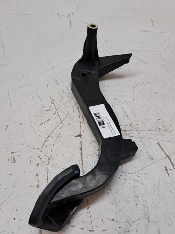 Pedał sprzęgła Audi A4 8K2