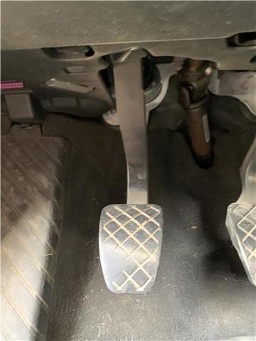 Pedał sprzęgła Audi A4 8K2