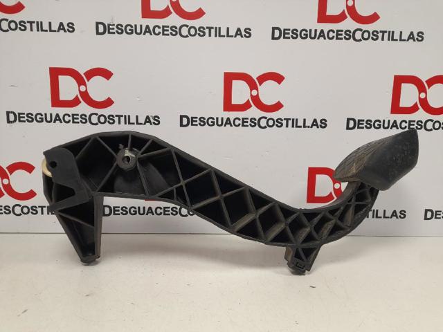 Pedał sprzęgła Audi A4 8K2