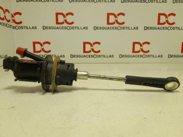 Cylinder sprzęgła główny 8K1721401 VAG