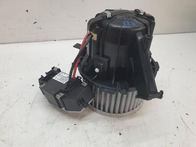 Silniczek wentylatora nagrzewnicy (ogrzewacza wnętrza) 8K1820021C VAG