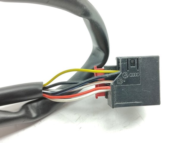 Lusterko wsteczne prawe 8K1857410E VAG