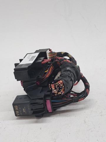 Skrzynka bezpieczników Audi A4 8K2