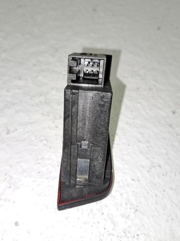 Przycisk włączania światła awaryjnego Audi A5 8TA