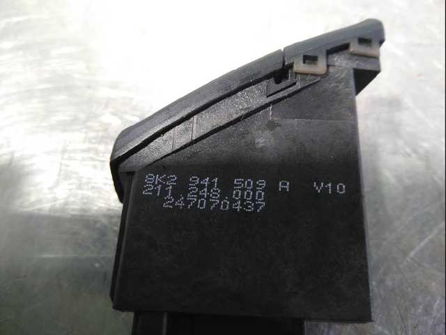 Przycisk włączania światła awaryjnego Audi A5 8T3