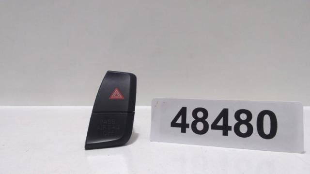 Przycisk włączania światła awaryjnego Audi A5 8T3