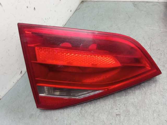 Lampa zespolona tylna lewa wewnętrzna 8K5945093D VAG