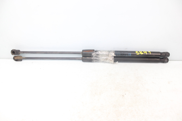 Amortyzator klapy bagażnika (3/5 drzwi-tylnych) 8K9827552B VAG